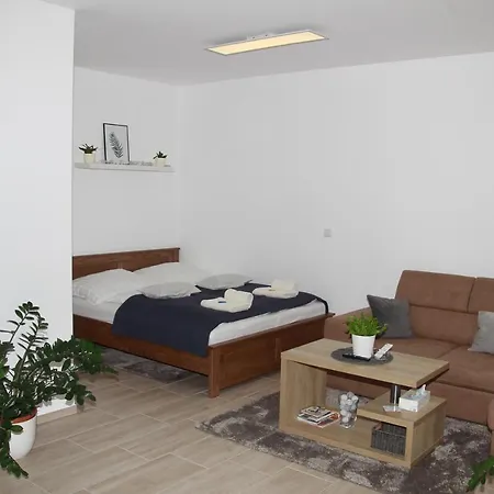 Vadvirag Lejlighed Veszprém
