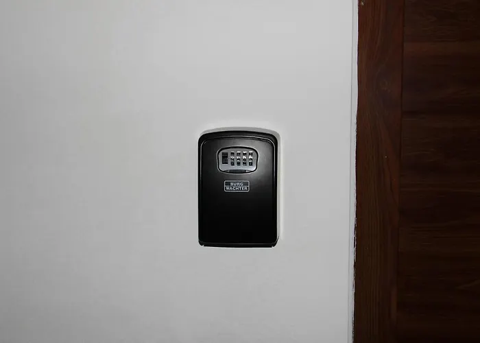 Vadvirag Apartment *